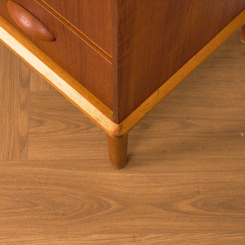 Danish chest of drawers in teak