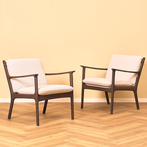 Danish armchairs in walnut finish, model '112' by Ole Wanscher for Poul Jeppesen