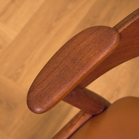 Danish dining chairs in teak, model 32 by Kai Kristiansen for Korup Stolefabrik