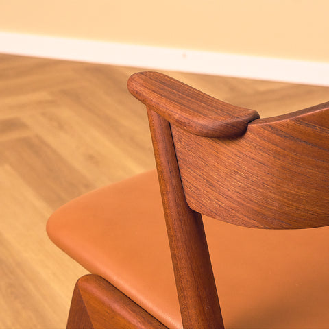 Danish dining chairs in teak, model 32 by Kai Kristiansen for Korup Stolefabrik