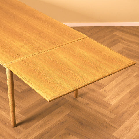 Danish dining table in oak