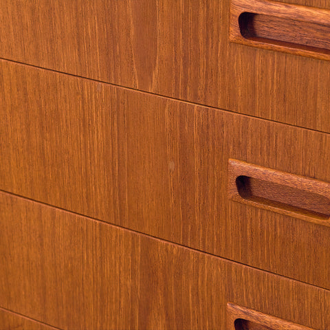 Danish chest of drawers in teak