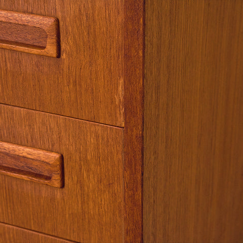 Danish chest of drawers in teak