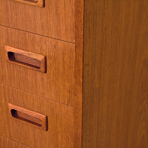 Danish chest of drawers in teak