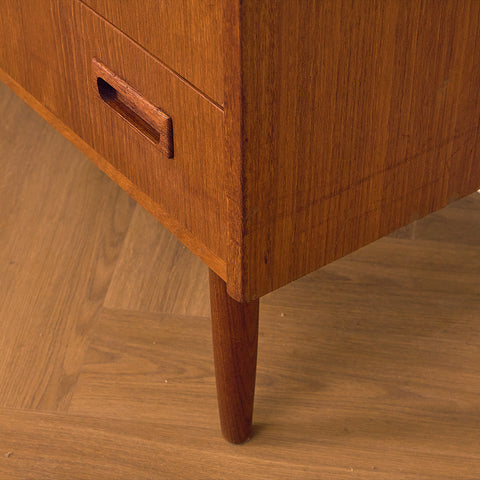 Danish chest of drawers in teak