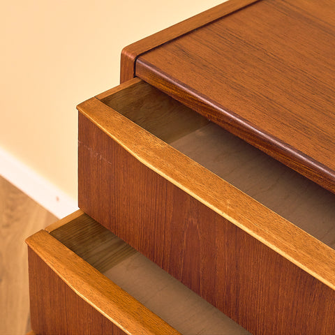 Danish chest of drawers in teak