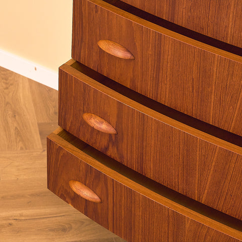 Danish chest of drawers in teak