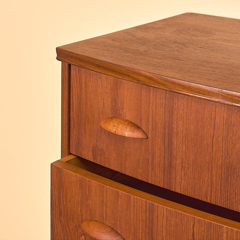 Danish chest of drawers in teak