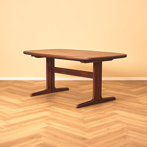 Skovby Extendable Dining Table in Mahogany