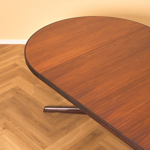 Dining Table in Santos Rosewood, Gudme Møbelfabrik Base