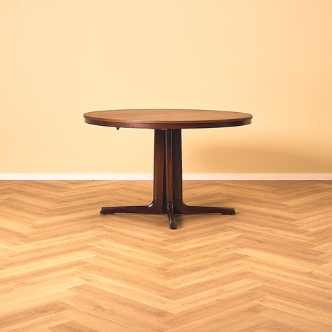Farstrup Dining Table in Mahogany
