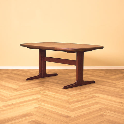 Skovby Dining Table in Mahogany