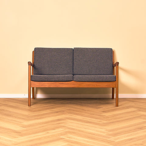 Danish sofa in solid teak, model 'Senator' by Ole Knudsen for France & Son