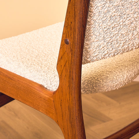 Danish dining chairs in Santos rosewood by Erik Buch for Anderstrup Møbelfabrik, model 89