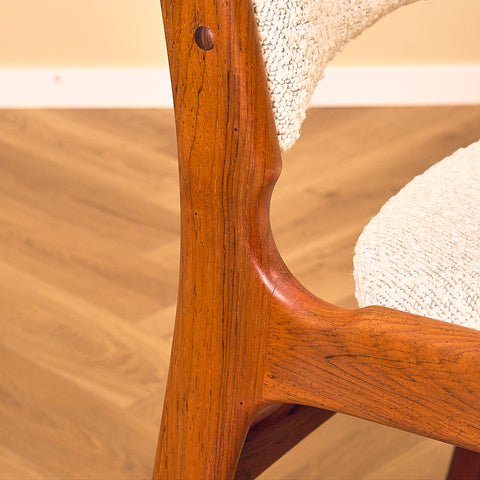 Danish dining chairs in Santos rosewood by Erik Buch for Anderstrup Møbelfabrik, model 89