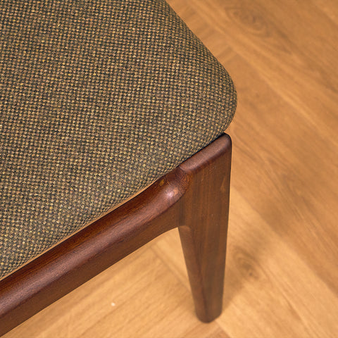Danish dining chairs in walnut by Erik Buch for Findahls Møbelfabrik