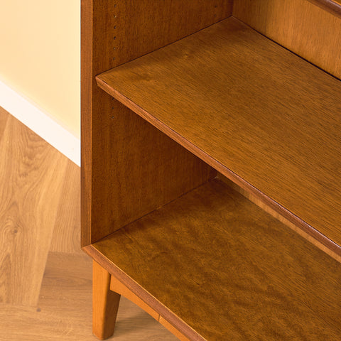 Swedish bookshelf in teak by Johannesborgs Möbelfabrik AB