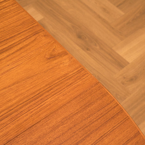 Danish round dining table in teak by Henry Rosengren Hansen