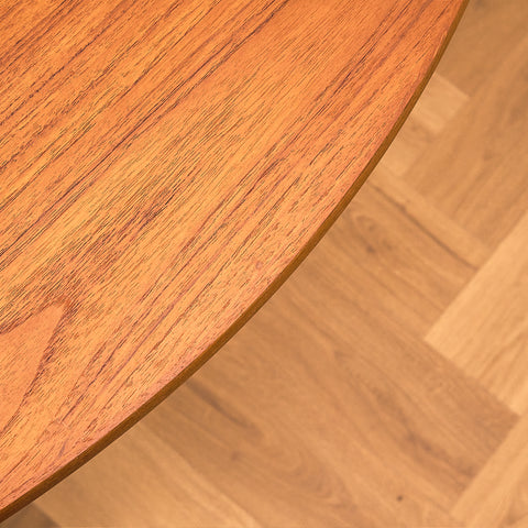 Danish round dining table in teak by Henry Rosengren Hansen