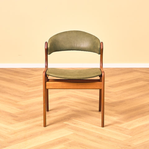 Danish dining chairs in teak