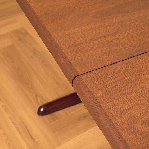 Danish dining table in mahogany by Skovby