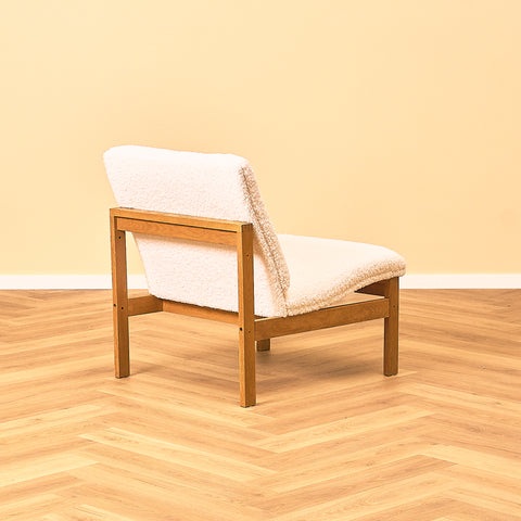 Danish armchairs/lounge chairs in solid oak by Ole Knudsen for France & Son