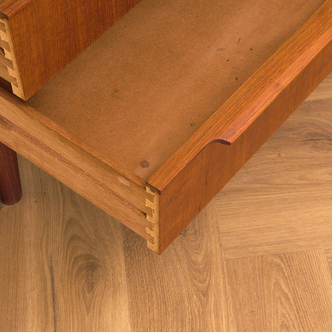 Danish chest of drawers in teak