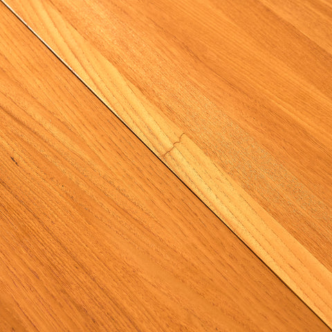 Danish round dining table in solid teak