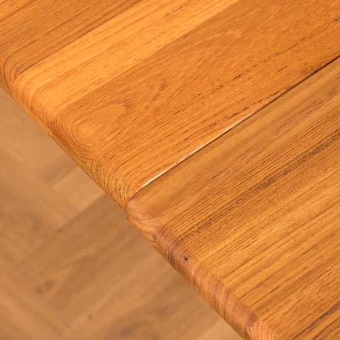 Danish round dining table in solid teak