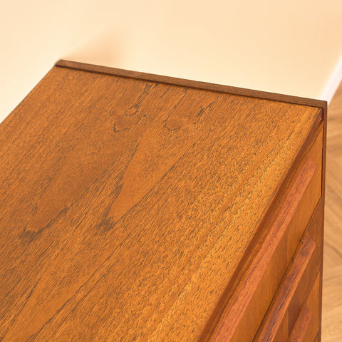 Danish chest of drawers in teak