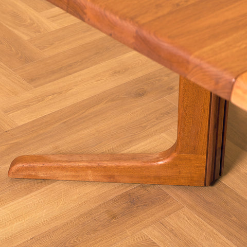 Danish round dining table in solid teak