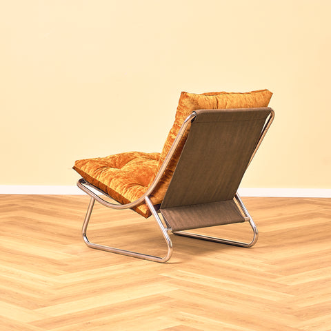 Mid-century armchair in chrome by Peter Hoyte