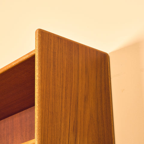 Swedish bookshelf in teak and oak, model 'Abra' by Tabergs Möbler, Smålands