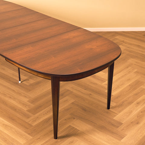 Danish oval dining table in Santos rosewood by Omann Jun