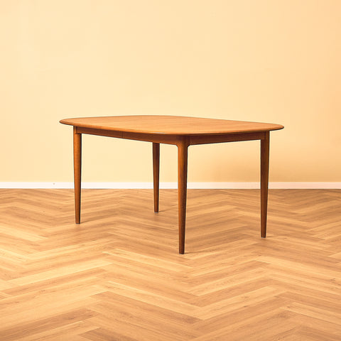 Danish oval dining table in teak by Skovmand & Andersen