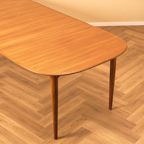 Danish oval dining table in teak by Skovmand & Andersen