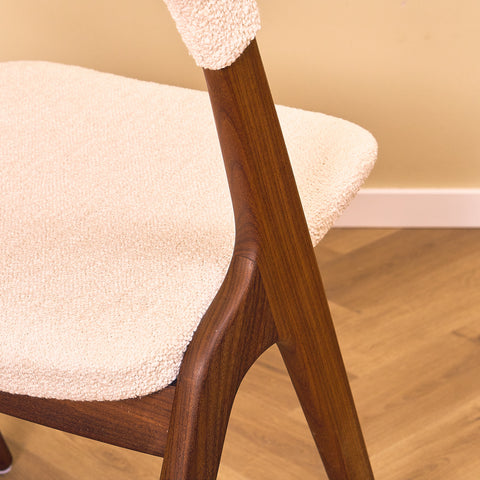 Danish dining chairs in walnut 'Sonja Chair' by Johannes Andersen for Vamo