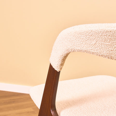 Danish dining chairs in walnut 'Sonja Chair' by Johannes Andersen for Vamo