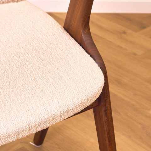 Danish dining chairs in walnut 'Sonja Chair' by Johannes Andersen for Vamo