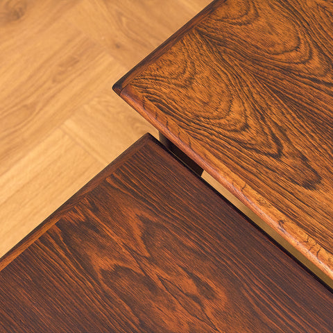 Danish set of nest of tables in Santos rosewood by Hundevad & Co