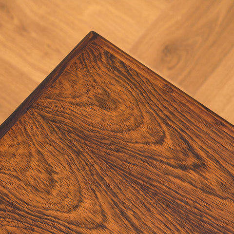 Danish set of nest of tables in Santos rosewood by Hundevad & Co