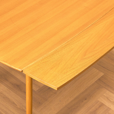 Swedish foldable coffee table in beech
