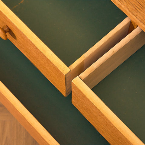 Danish chest of drawers in oak