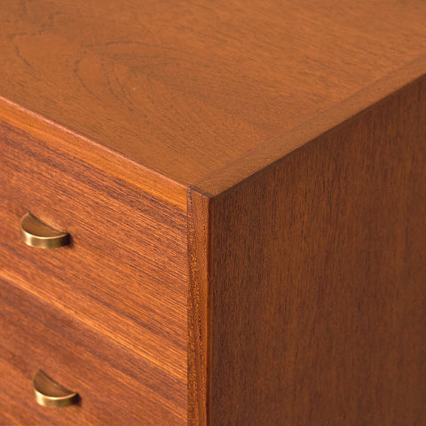 Danish chest of drawers in teak