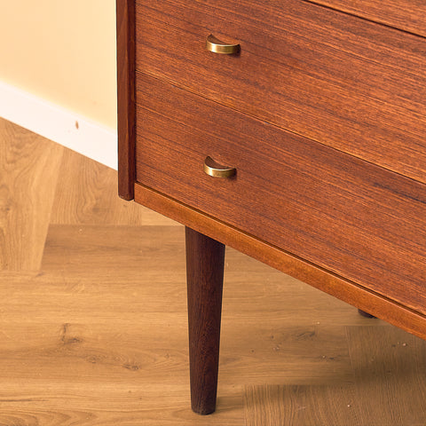 Danish chest of drawers in teak