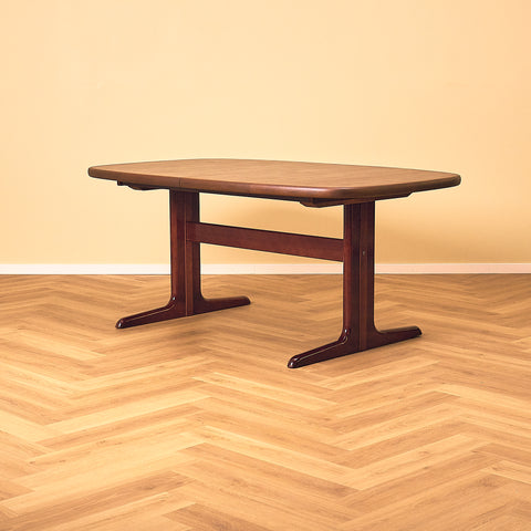 Skovby Mahogany Dining Table with Two Leaves