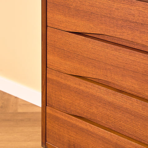 Danish chest of drawers in teak