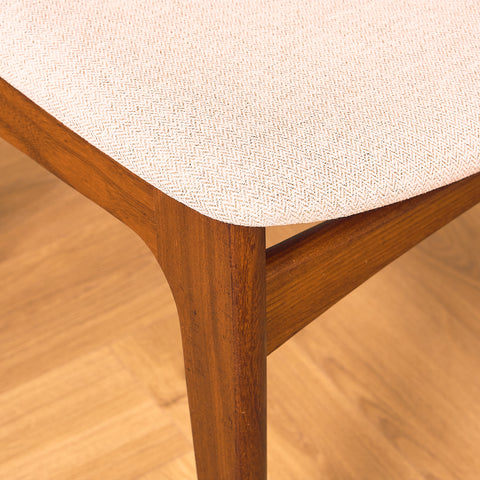 Danish set of 6 dining chairs in solid teak