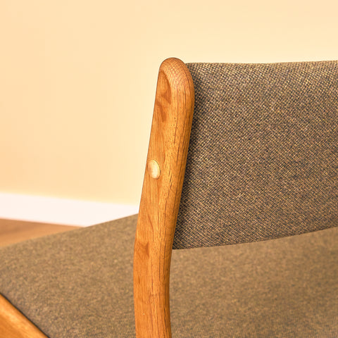 Danish dining chairs in oak by Johannes Andersen for Uldum Mobelfabrik