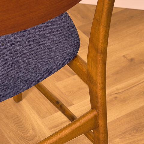 Danish set of 6 dining chairs in teak and beech